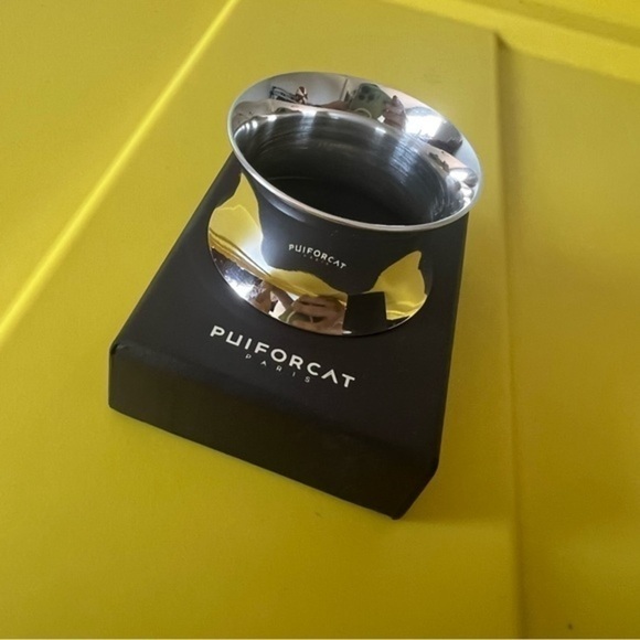 Puiforcat Cyclamen Napkin Ring - Picture 9 of 10